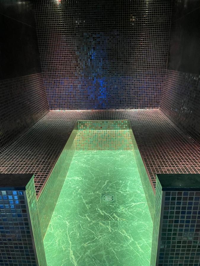 Deluxe Studios With Spa Included Πόρτσμουθ Εξωτερικό φωτογραφία